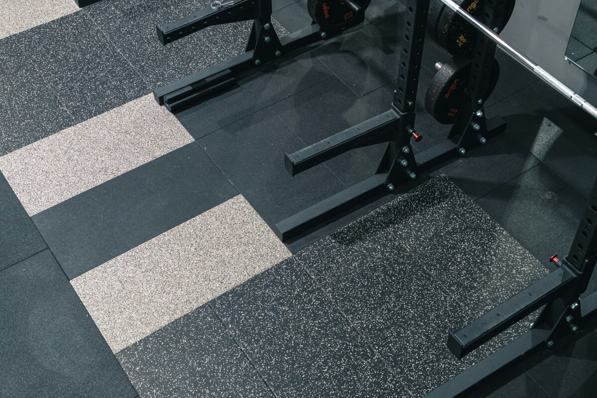 DIY Weightlifting Platforms Getting Shredded At Home