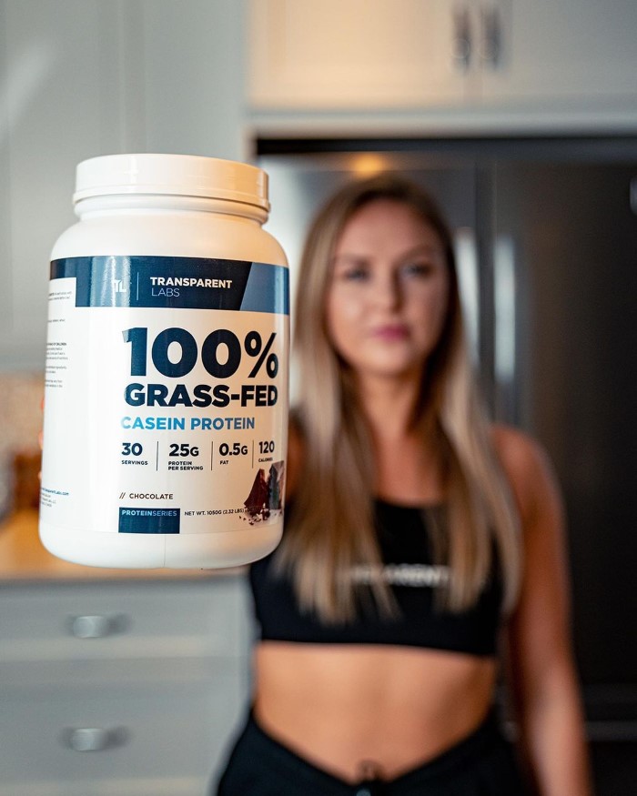 100% grass fed casein protein by Transparent Labs