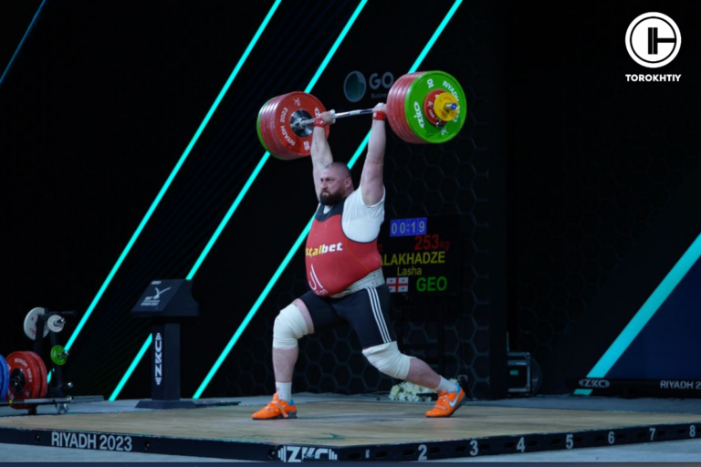 Lasha Talakhadze (Georgia) Dominates Men’s 102+ kg Weightlifting, Winning Gold at the 2024 Paris Olympics