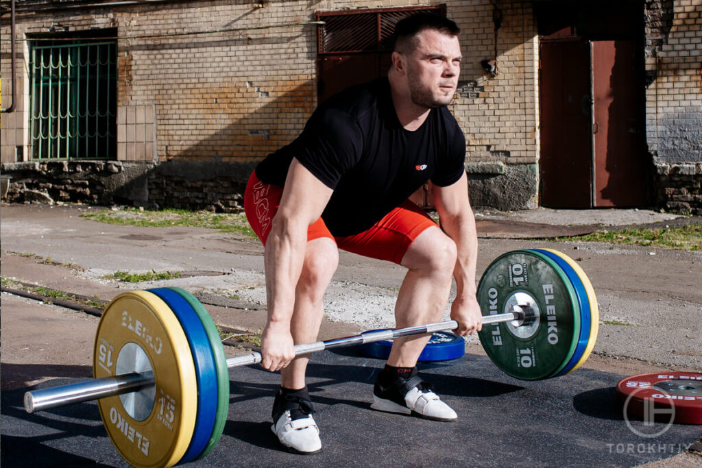 Oleksiy Torokhtiy weightlifting training