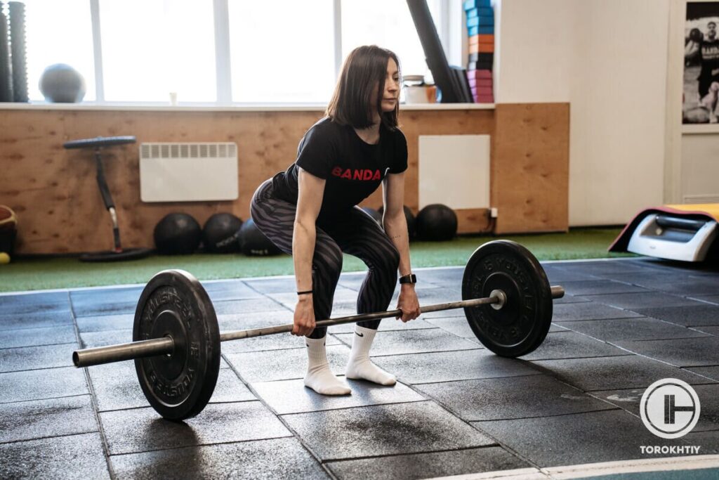 woman weightlifting fitness