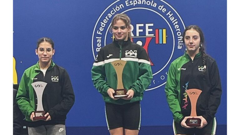 12-Year-Old Emily Ibanez Was Two Kilograms Away from Breaking Spanish Senior Record