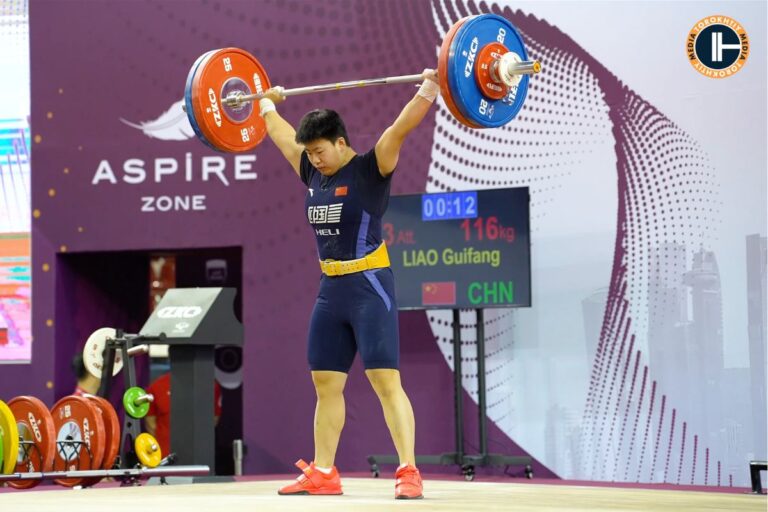 Liao Guifang drops to second: Secures silver in both lifts of the 71 kg Women’s competition.