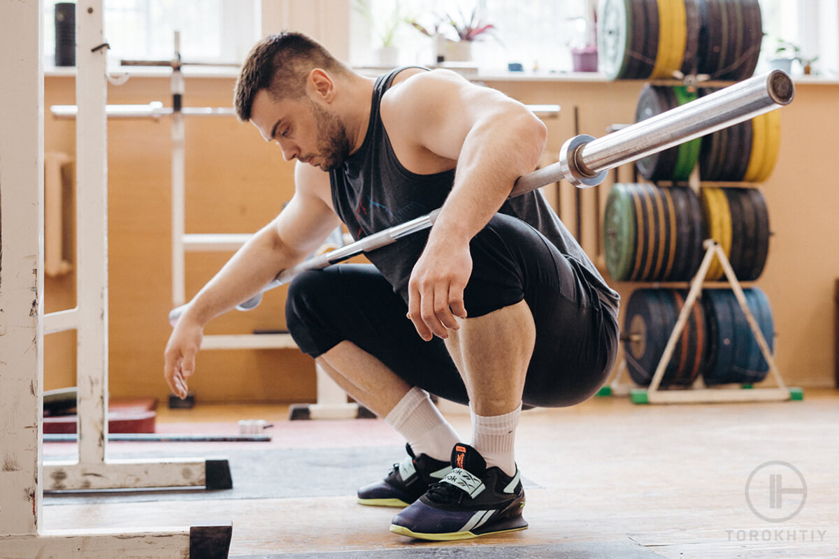 weightlifting shoes too big