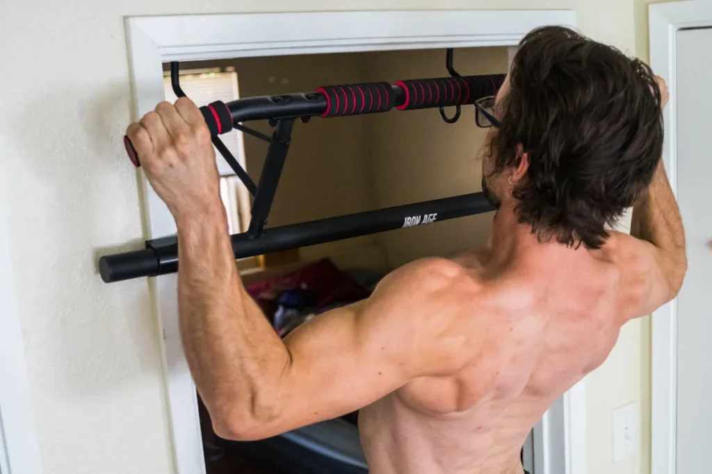 Traing With Door Pull Up Bar