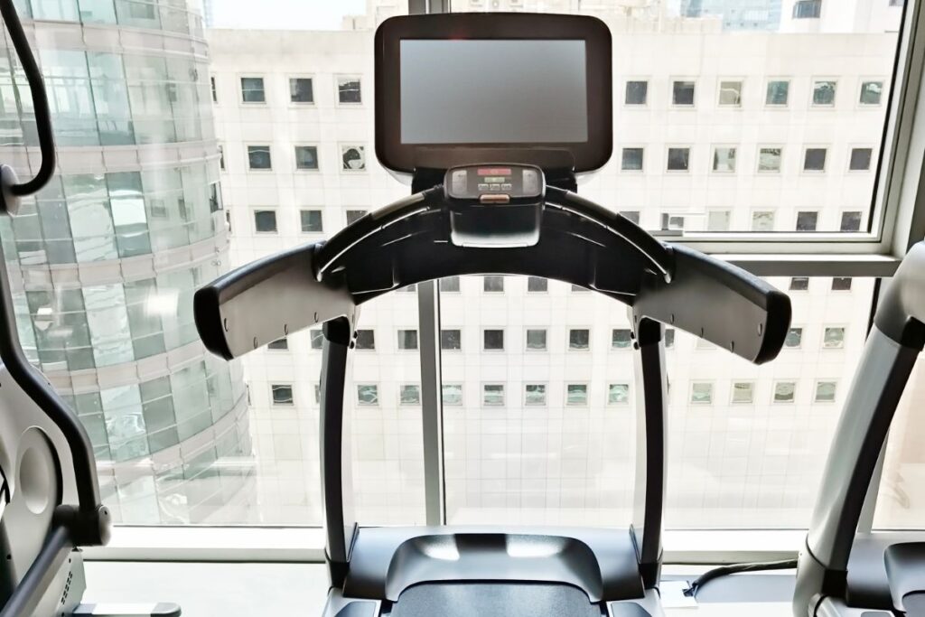 Treadmill with TV screen
