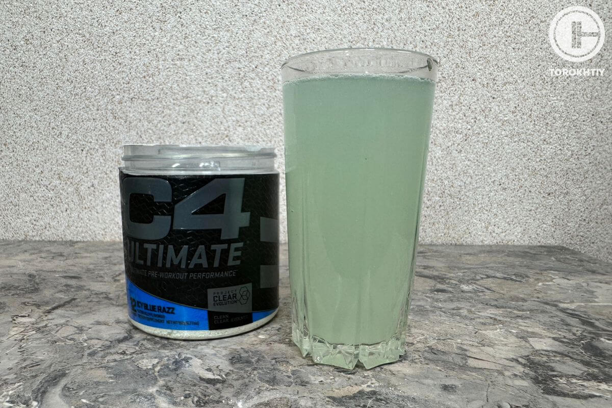 C4 ultimate supplement in glass of water