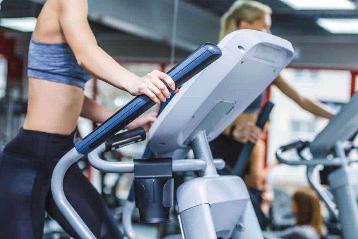 Burns more calories while training on stairmaster or elliptical