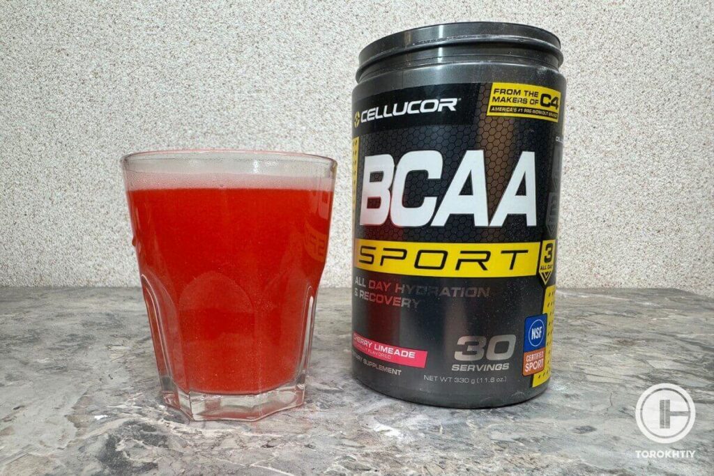 Nutrition BCAA Cellucor: Mixing with Water
