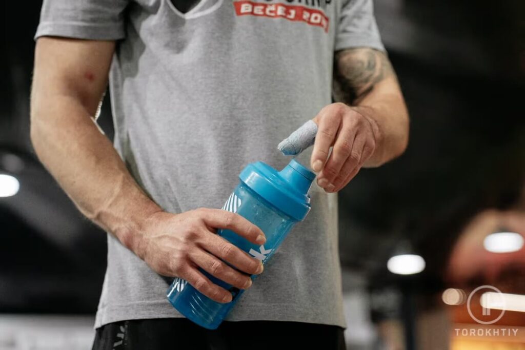 How Much Caffeine Is in Pre-Workout