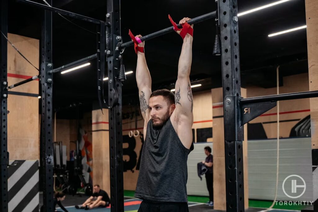 pullups with straps