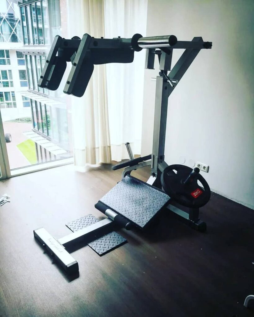 Body-Solid GSCL360 Leverage Squat/Calf Machine instagram