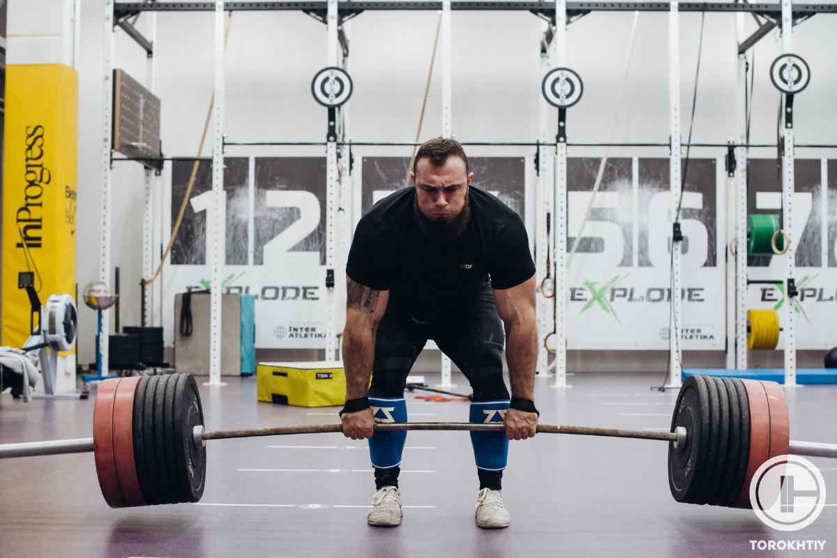 How To Become A Strongman: Requirements & Training Plan