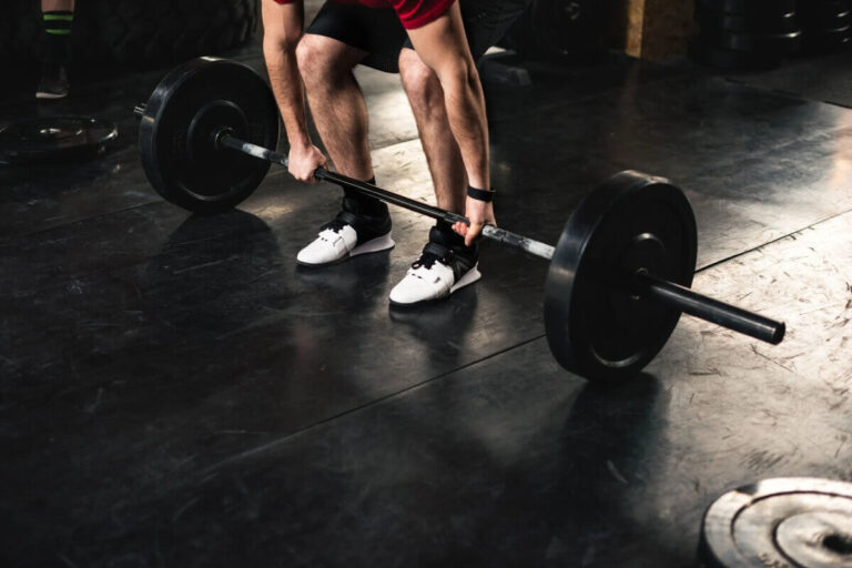 5 Best Weightlifting Shoes for Wide Feet in 2024