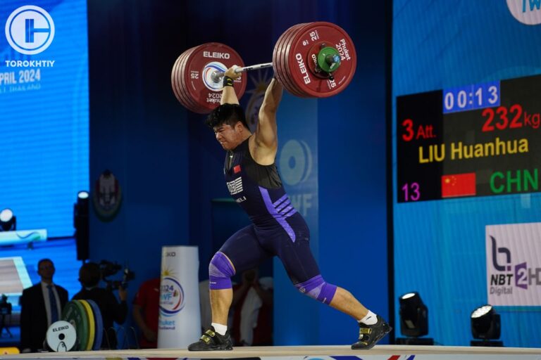 Liu Huanhua won Gold In the Men’s 102 kg Category at the 2024 IWF Weightlifting World Cup 