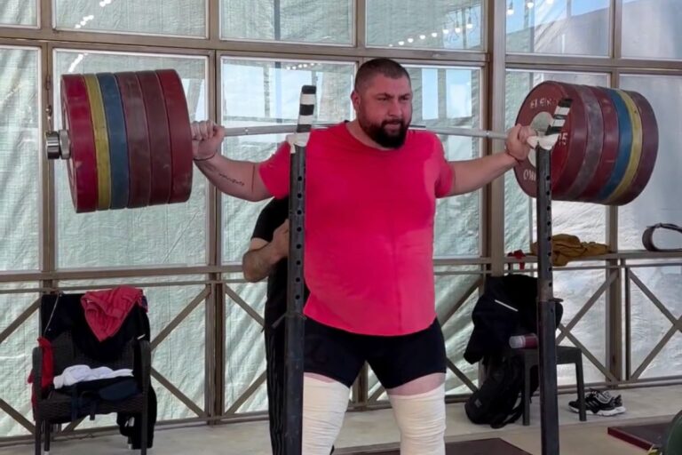 Lasha Talakhadze Shows Strength in Training By Squatting 295 kg 