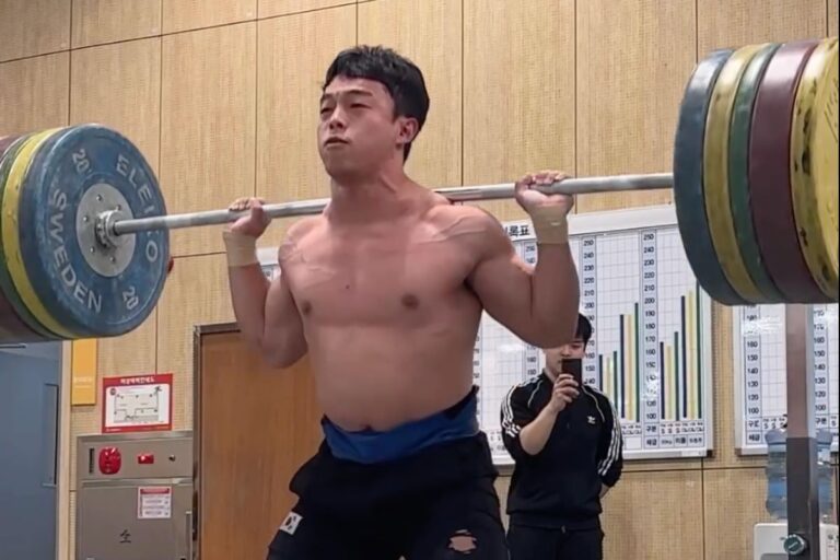 Lee Sang Shows Spectacular Back Squat In Training as the Paris Olympics Draw Near 