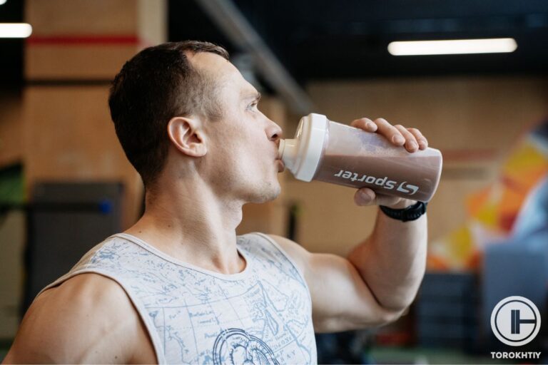 How Many Scoops Of Protein Powder To Take Per Day?