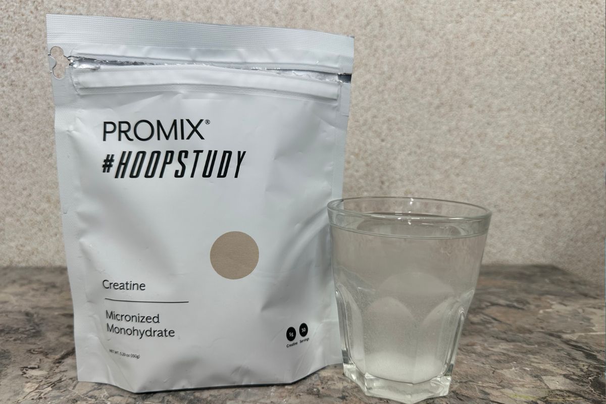 Promix Creatine Monohydrate mixing with water