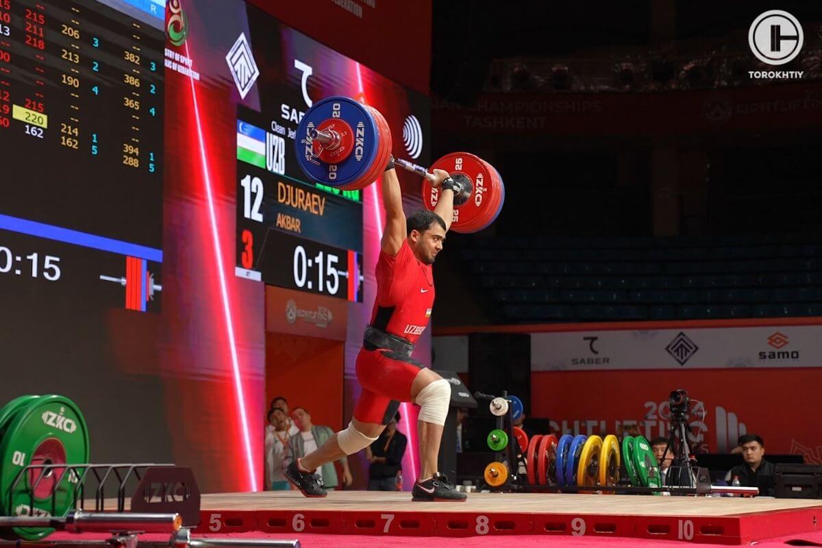 Djuraev Akbar Weightlifting on Competition