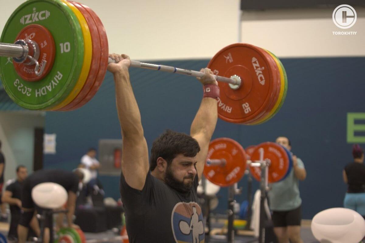 Karapetyan Garik Weight Lifting