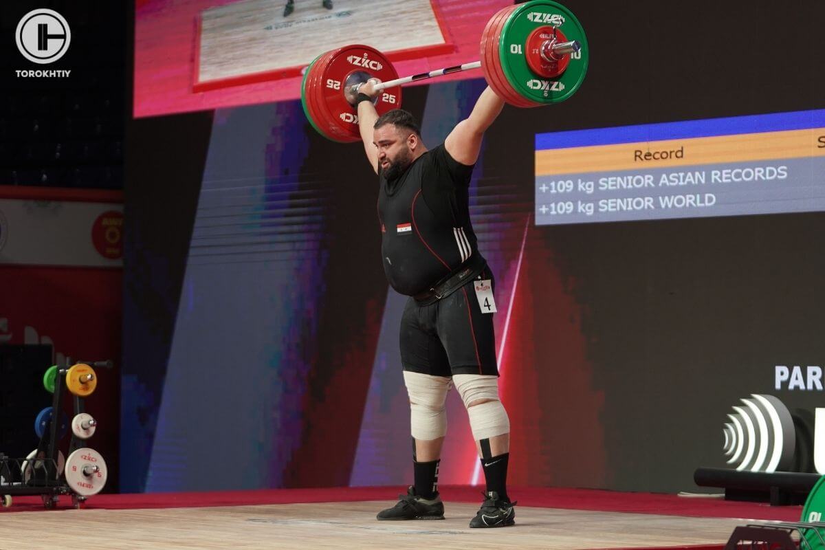 Man Asaad Weightlifting Exercise