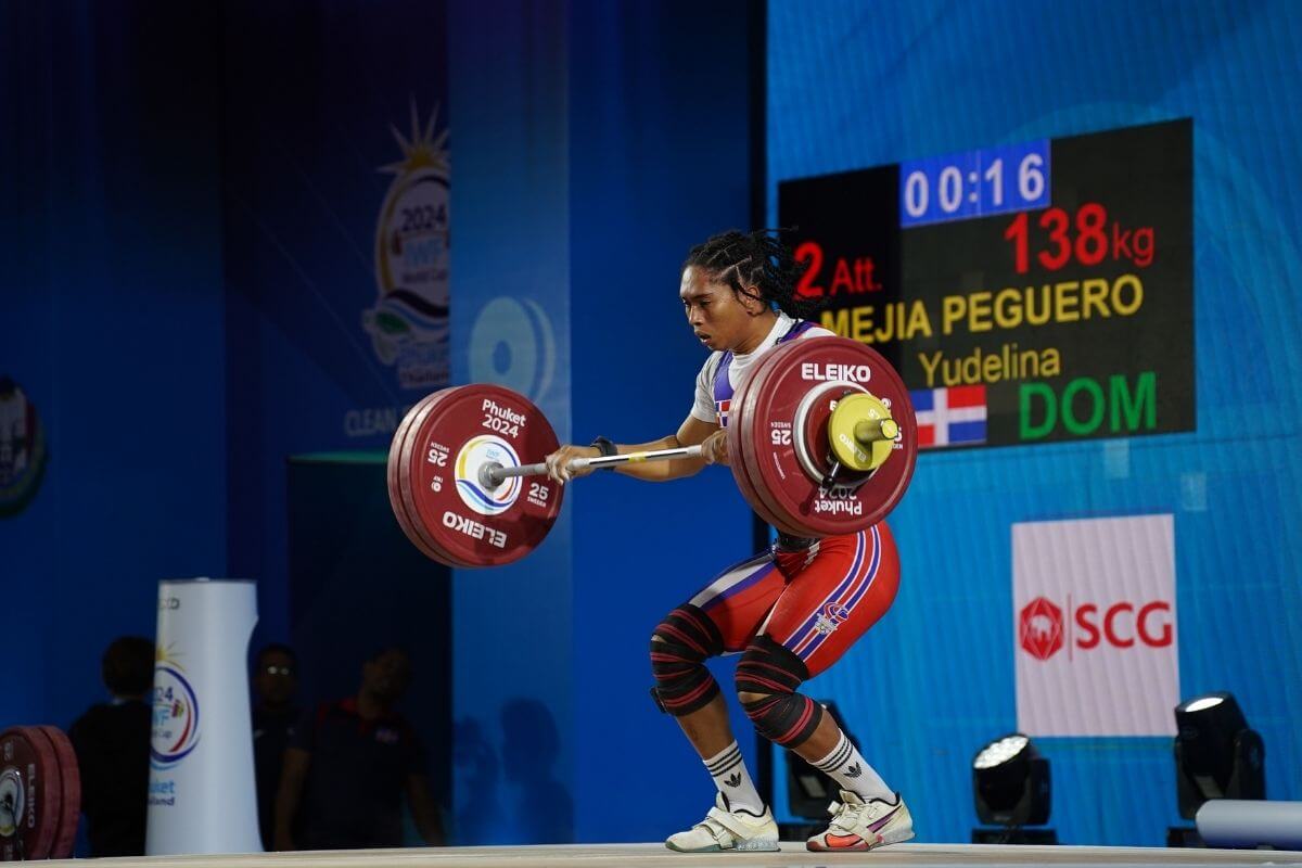 Yudelina Mejia During Competition