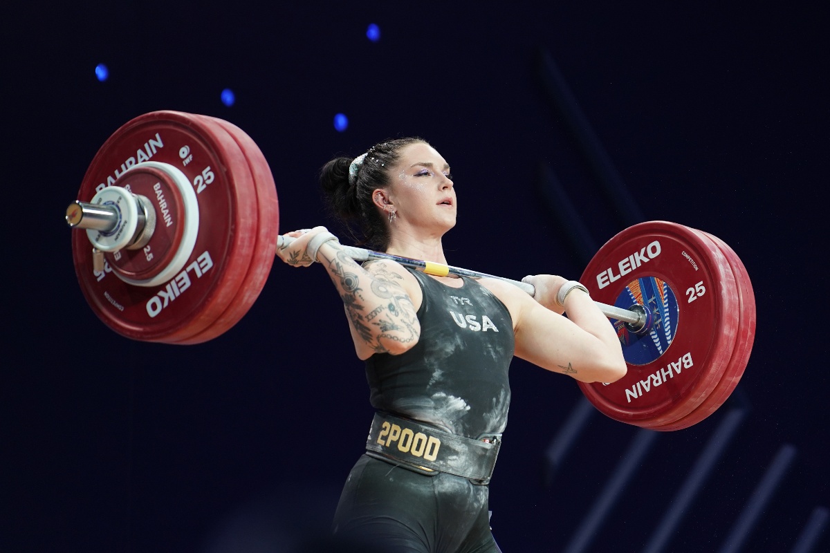 Mattie Rogers performing a clean and jerk (Torokhtiy Weightlifting)